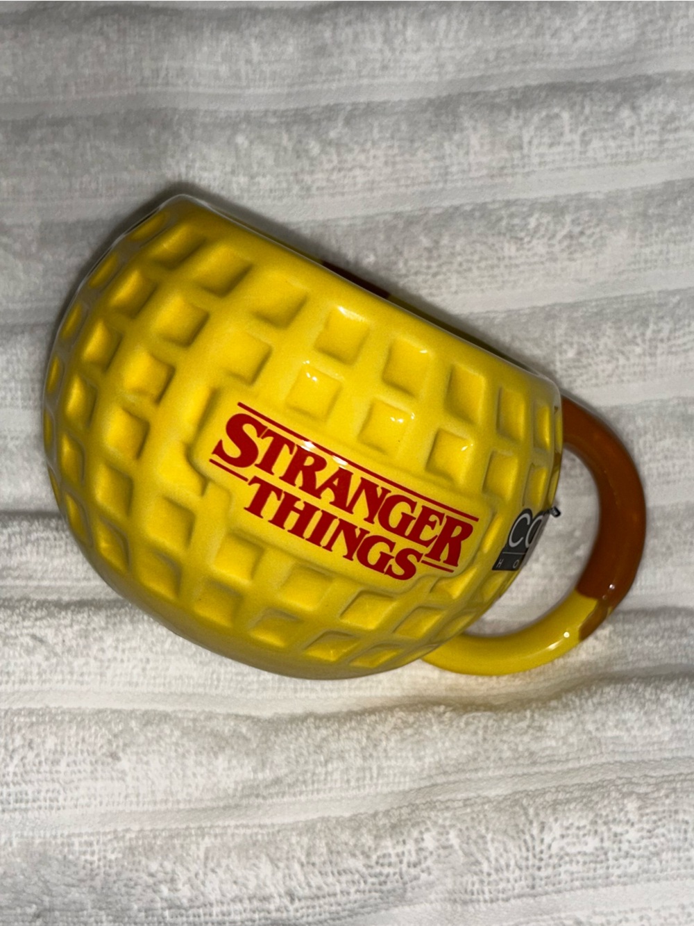 Stranger Things Mug - Picture 2 of 8